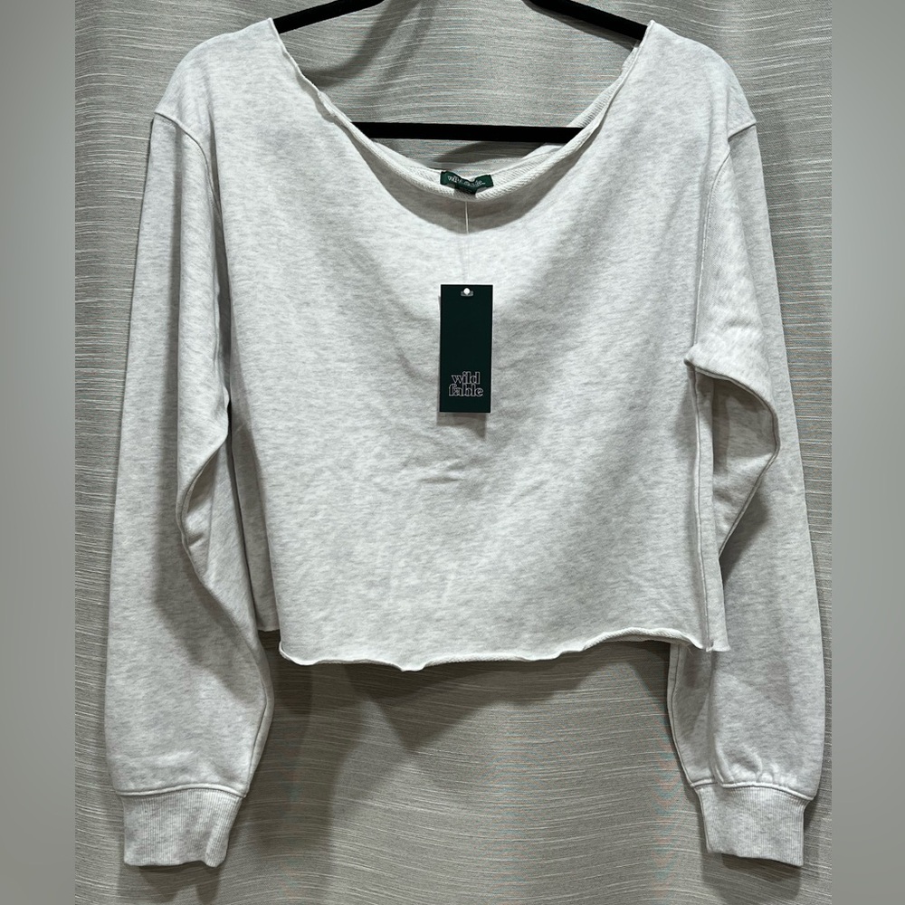 Wild Fable Light Heather Gray Cropped Crewneck Sweatshirt